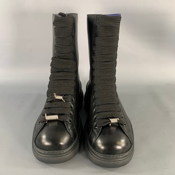 BURBERRY Size 10 Black Leather Lace Up Boots main image 4